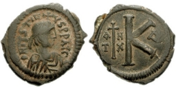 SB104 Justin I. Half follis (20 nummi). Antioch (Theoupolis)