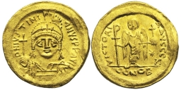 SB140 Justinian I. Solidus. Constantinople