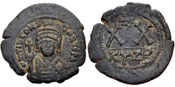 SB445A Tiberius II Constantine. Half follis (20 nummi). Cyzicus