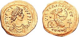 SB352 Justin II. Semissis. Constantinople