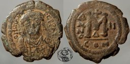 SB493 Maurice Tiberius. Follis. Constantinople